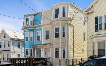 Building Photo - 29 Clarence St