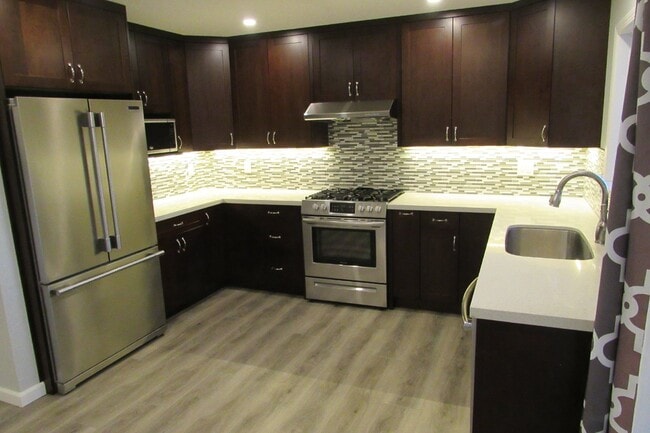 Foto del edificio - Updated 3 Bed, 2 Bath Home Close to Dublin HS