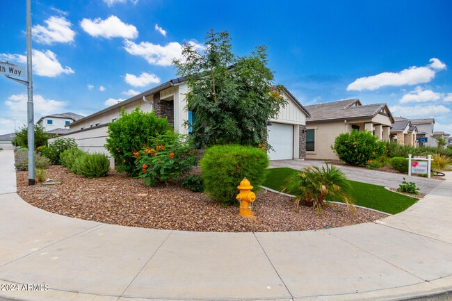 Building Photo - 17719 N 50th Way