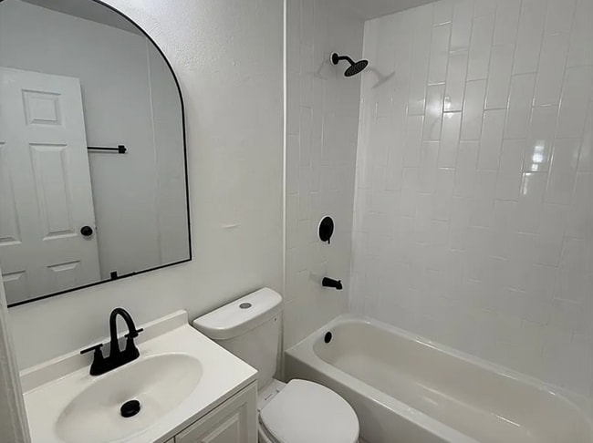 Building Photo - 3540 Teaberry Dr
