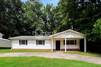 Building Photo - 3904 Cindy Dr
