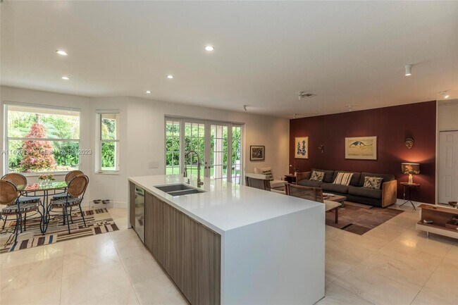 Foto del edificio - 3652 Falcon Ridge Cir