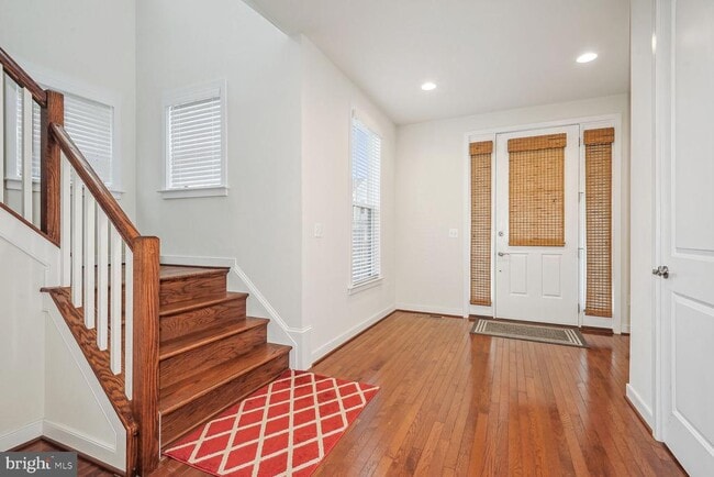 Building Photo - 25495 Woodbine Farm Dr