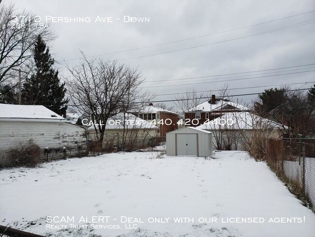 Building Photo - 2 bedroom in Parma OH 44134