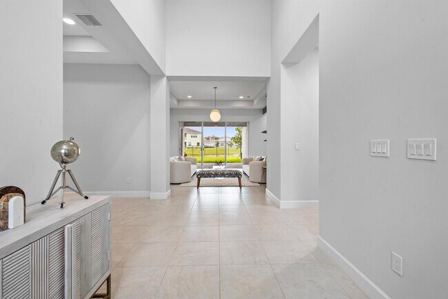 Building Photo - 16075 Orchard Dr