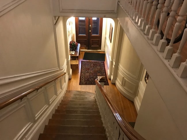Building Photo - Gorgeous studio on Marlborough Street