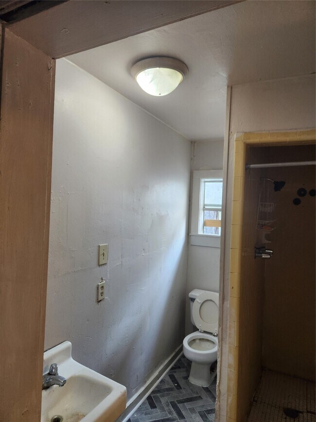 Foto del edificio - 6717 Avenue H