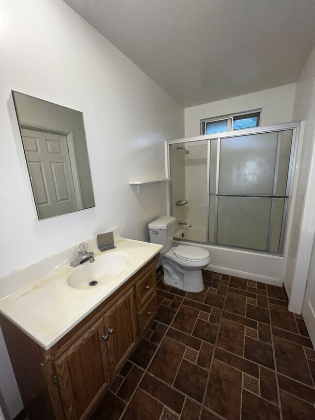 Building Photo - AVAILABLE NOW $200 off First Month Rent