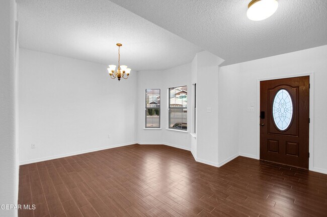 Foto del edificio - 7085 Century Plant Dr