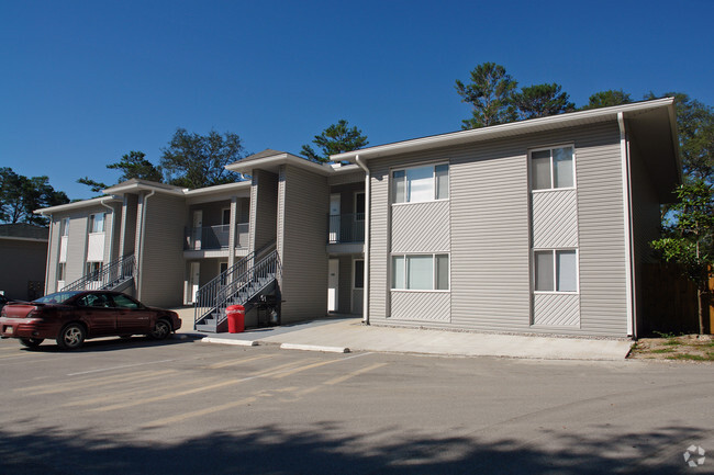 Building Photo - Solis at Niceville