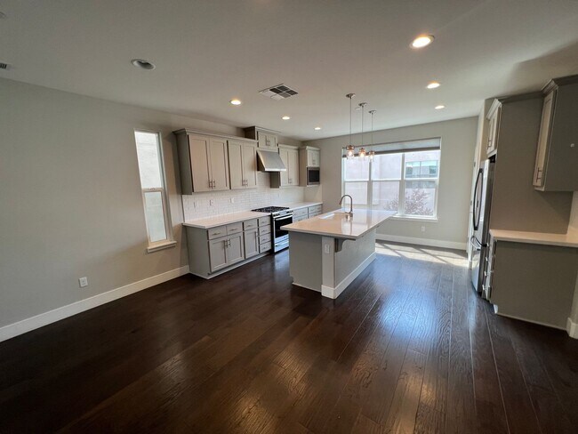 Foto del edificio - 2 bedroom | 2.5 bathrooms | Home in Alkali...