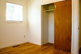 Building Photo - 2619 Weir Ave