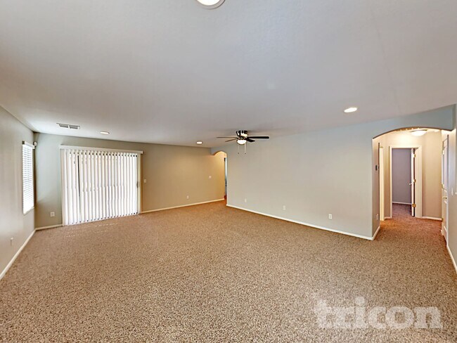 Building Photo - 3227 W Dancer Ln