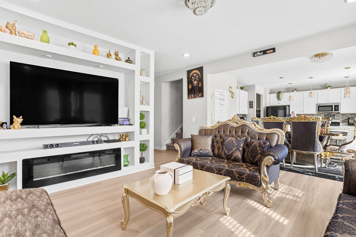 Foto principal - 7419 Hillway Dr