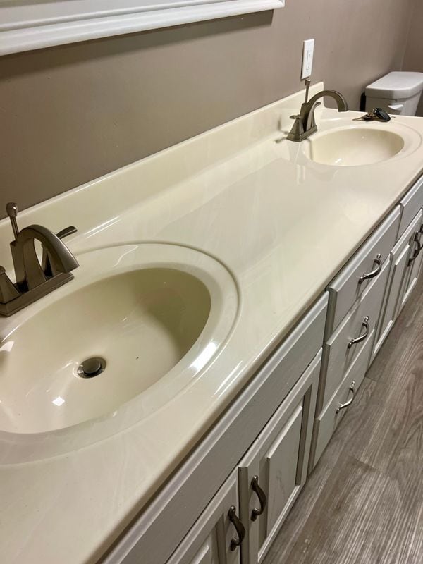 Foto del edificio - 4211 E 61st St