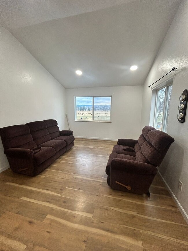 Foto del edificio - 505 Camas Creek Loop