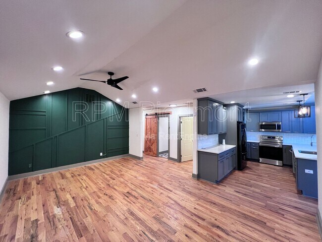 Foto del edificio - 334 Dargan Pl SW