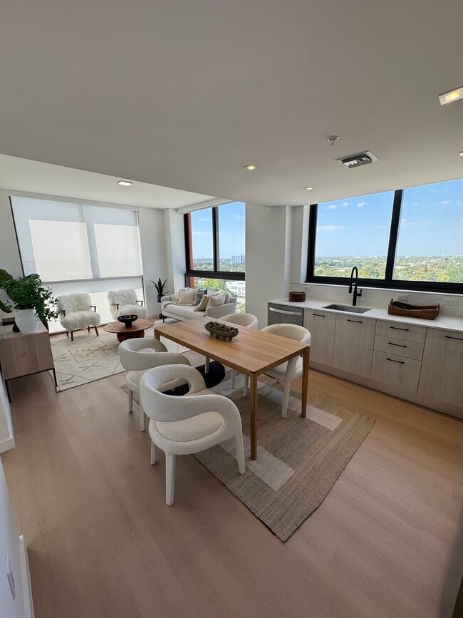 LIVING ROOM - 137 NW 31st St