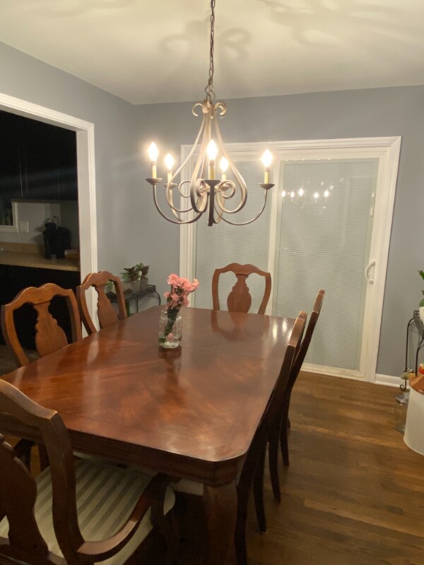 Primary Photo - 215 Chestnut Dr