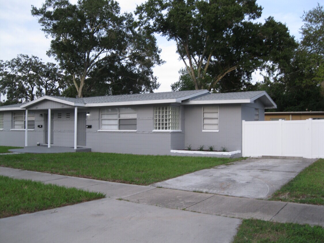 1409 Hamlet Ave, Clearwater, FL 33756 House Rental in Clearwater, FL