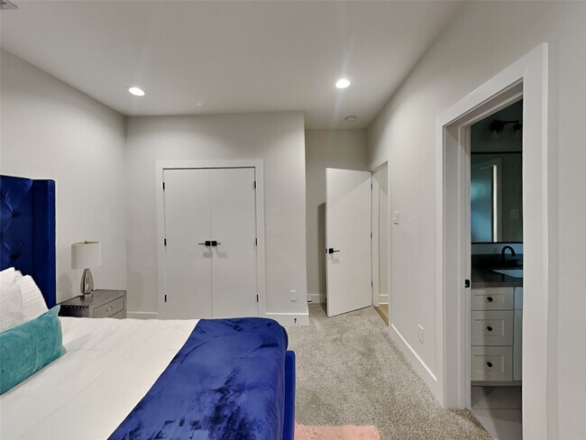 Foto del edificio - 850 Elkhart St