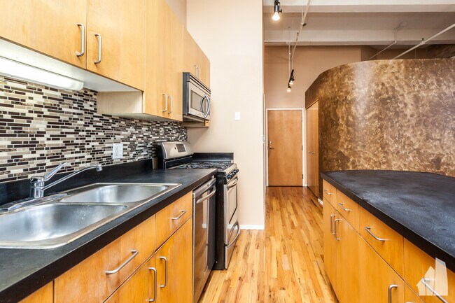 Foto del edificio - 420 S Clinton St