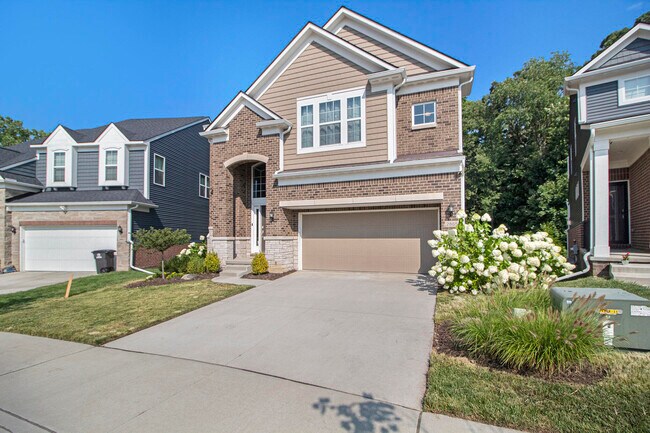Building Photo - 2865 Dillon Dr