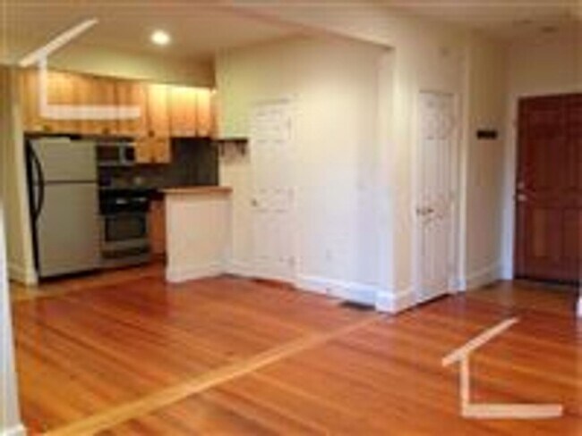 Foto del edificio - 204 Winthrop Rd #6F Brookline MA 02445