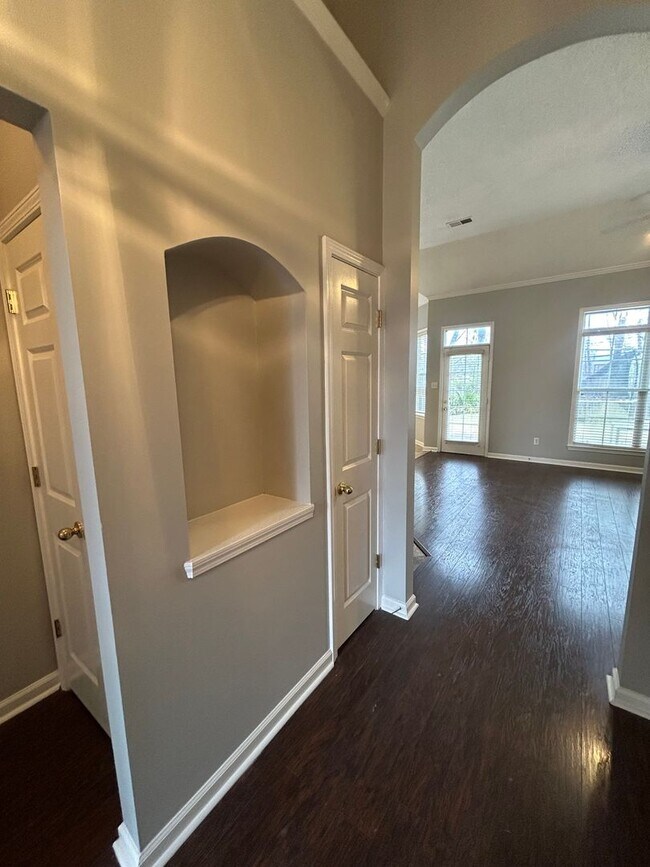 Building Photo - 9204 Acadia Pl