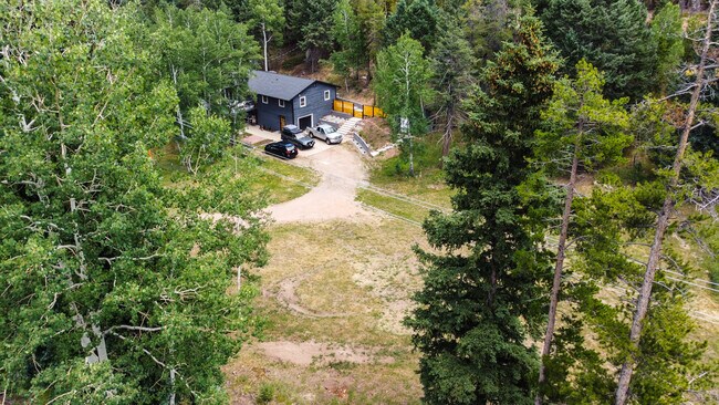 Foto del edificio - 6910 Brook Forest Dr