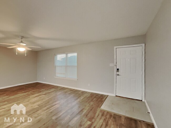 Building Photo - 4892 Masch Branch Rd