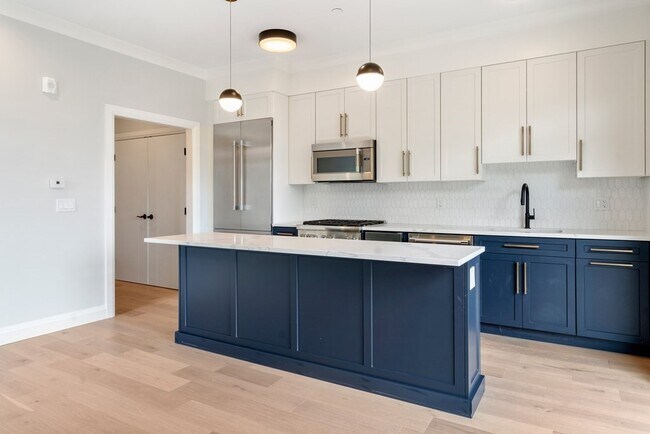 Foto del edificio - 142 Pleasant St