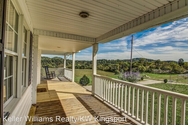 Building Photo - 6 br, 3 bath House - 129 Heath Lane