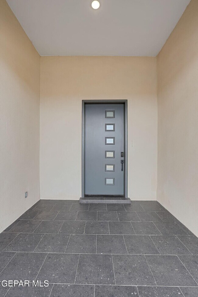 Foto del edificio - 921 Ada Ln