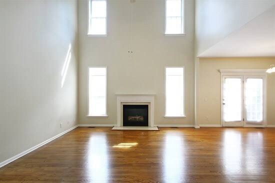 Building Photo - 8515 Priory Ct