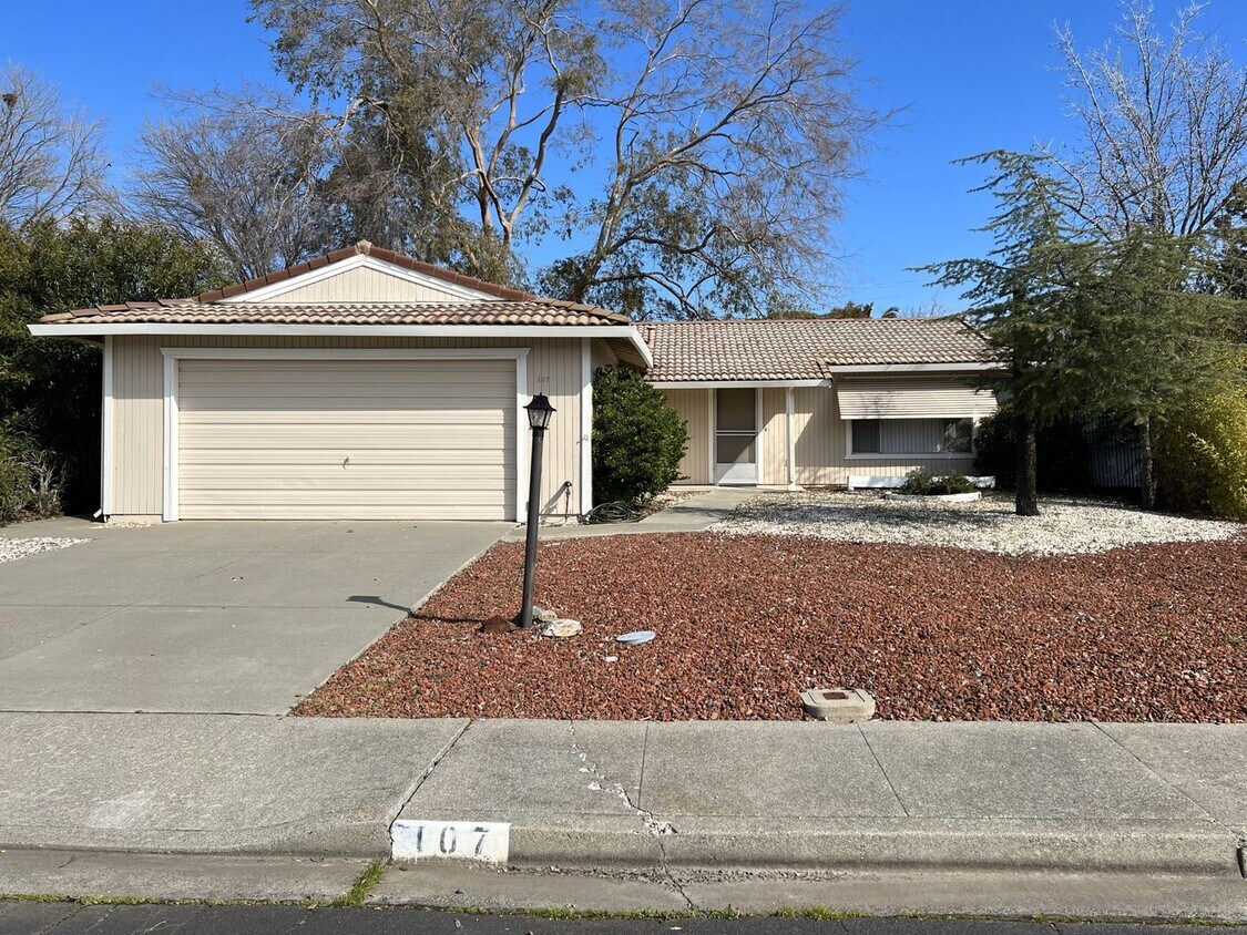 Primary Photo - 2 Bedroom 2 Bath Home in 55+ Community in ...