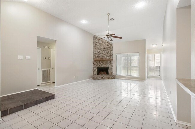 Building Photo - 16834 Applecross Ln