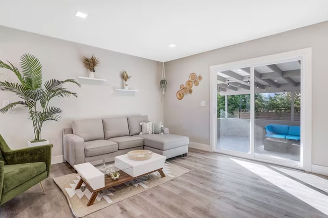 Foto del edificio - ? Modern 3 Bed 2 Bath in National City – F...