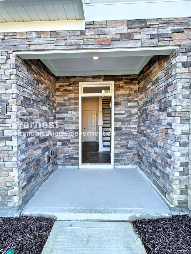 Foto del edificio - 813 Washington St