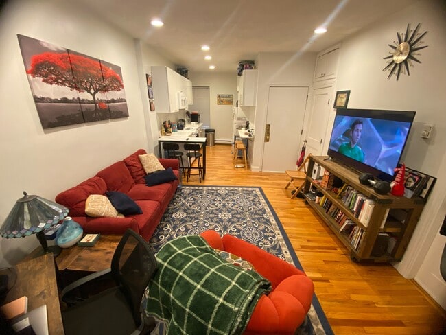 Building Photo - 41 Symphony Rd