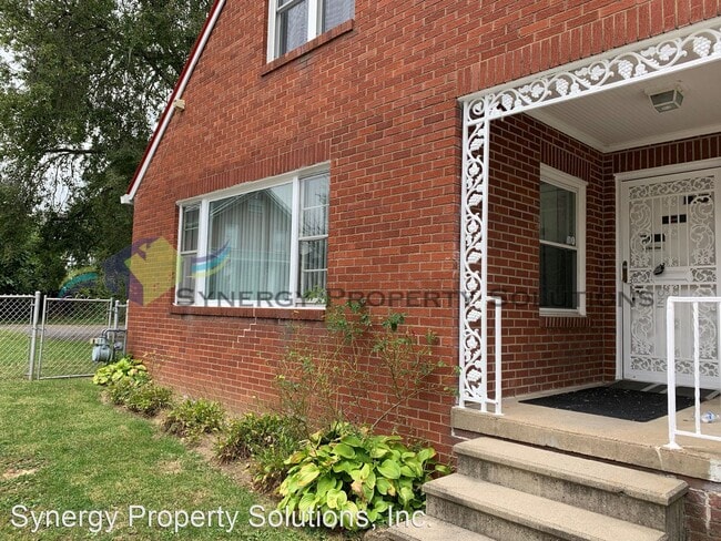 Building Photo - 4 br, 1.5 bath House - Marion Ave 150 Rich...