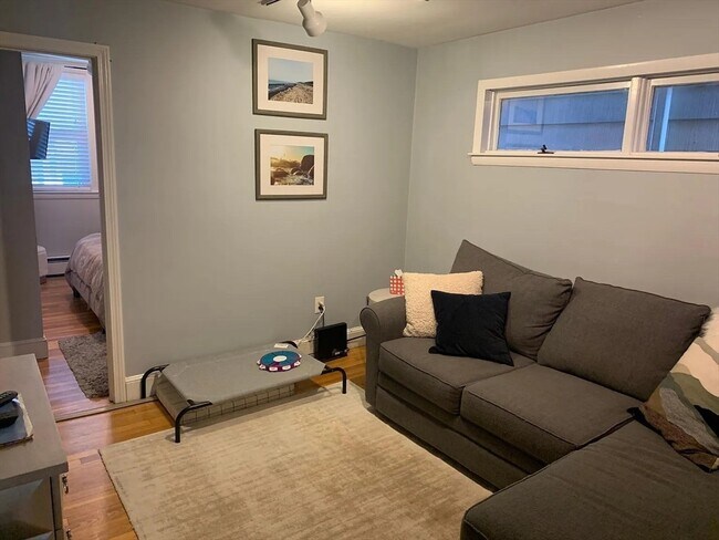 Foto del edificio - 655 E 7th St
