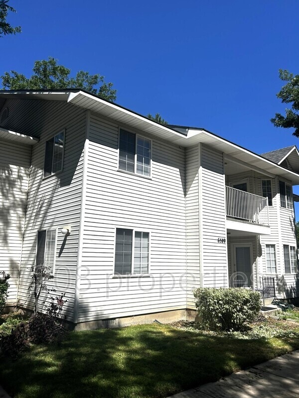 Building Photo - 6589 W Lucky Ln
