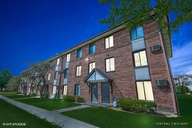 Building Photo - 189 Gregory St
