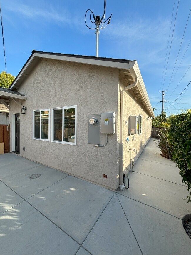 469 S Temple Dr, Milpitas, CA 95035 House Rental in Milpitas, CA