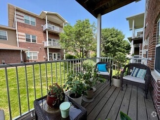 Building Photo - 3310 N 147th Ct