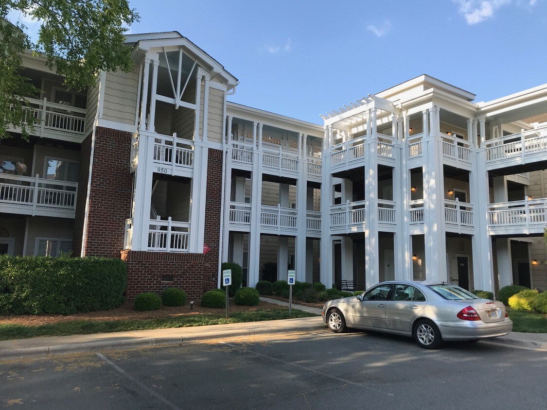 Foto principal - 950 Jetton St