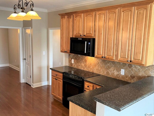 Building Photo - 5020 Patriot Park Dr SE