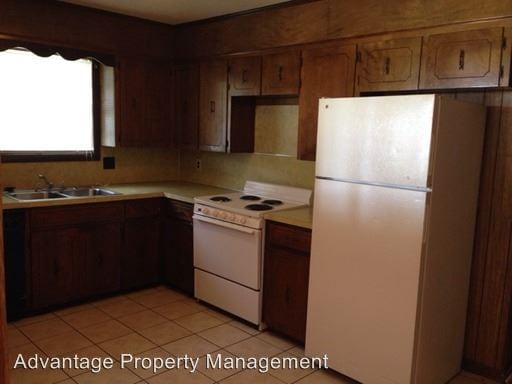 Building Photo - 605 5th Ave