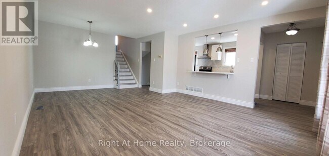 Photo du bâtiment - 2192 Bridge Rd